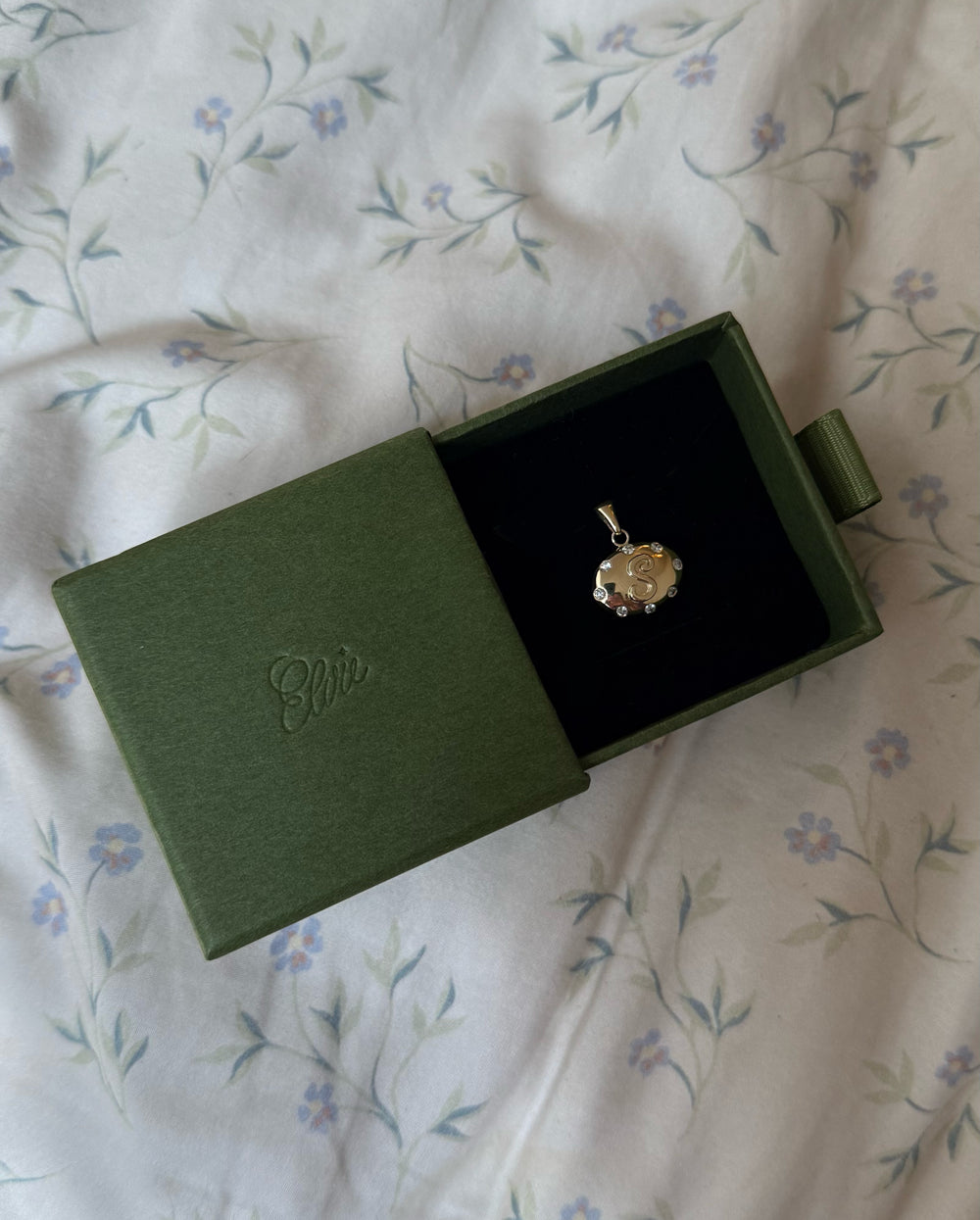 Cameo Charm