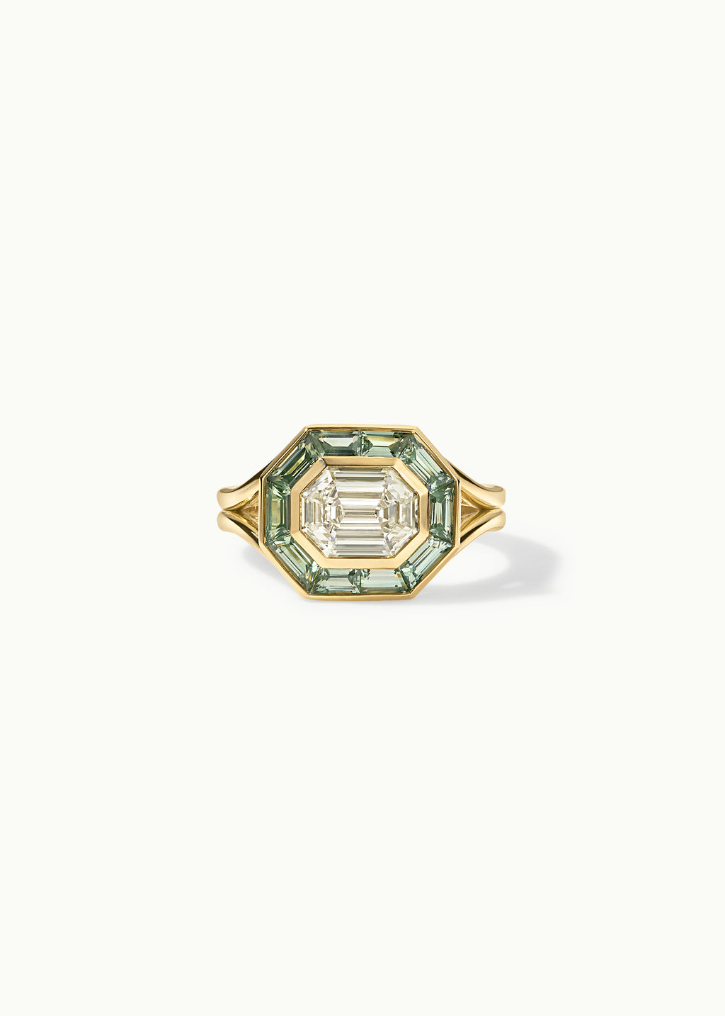 Lucia Ring