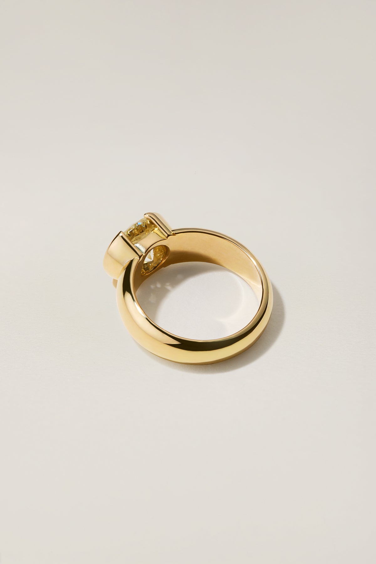 Madeleine Ring
